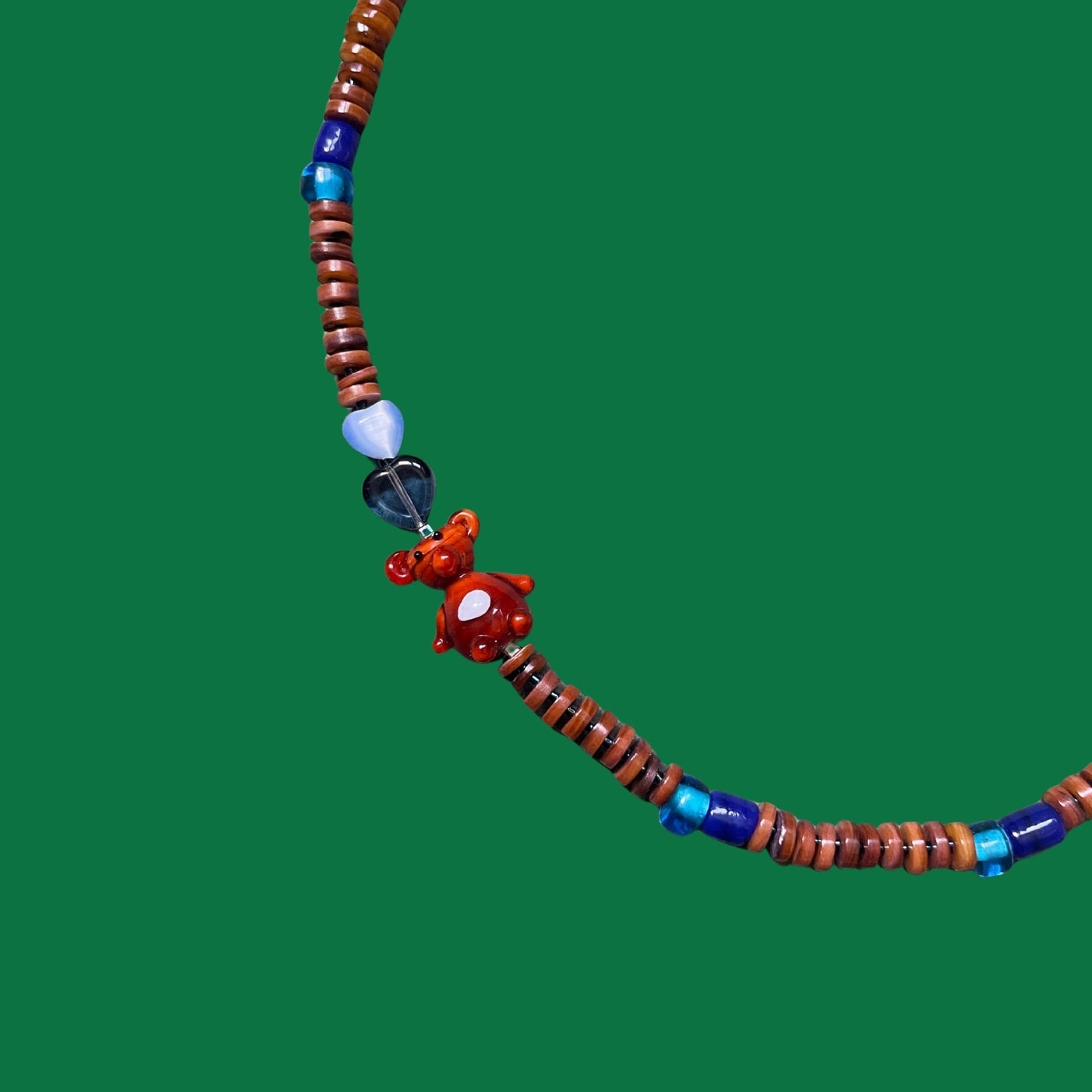 90s Kid | Nacre Necklace with Teddy Bear Figure